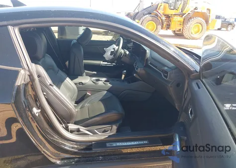 2024 Ford Mustang Gt Premium Fastback z USA, uszkodzony, nr VIN 1FA6P8CF1R5400921